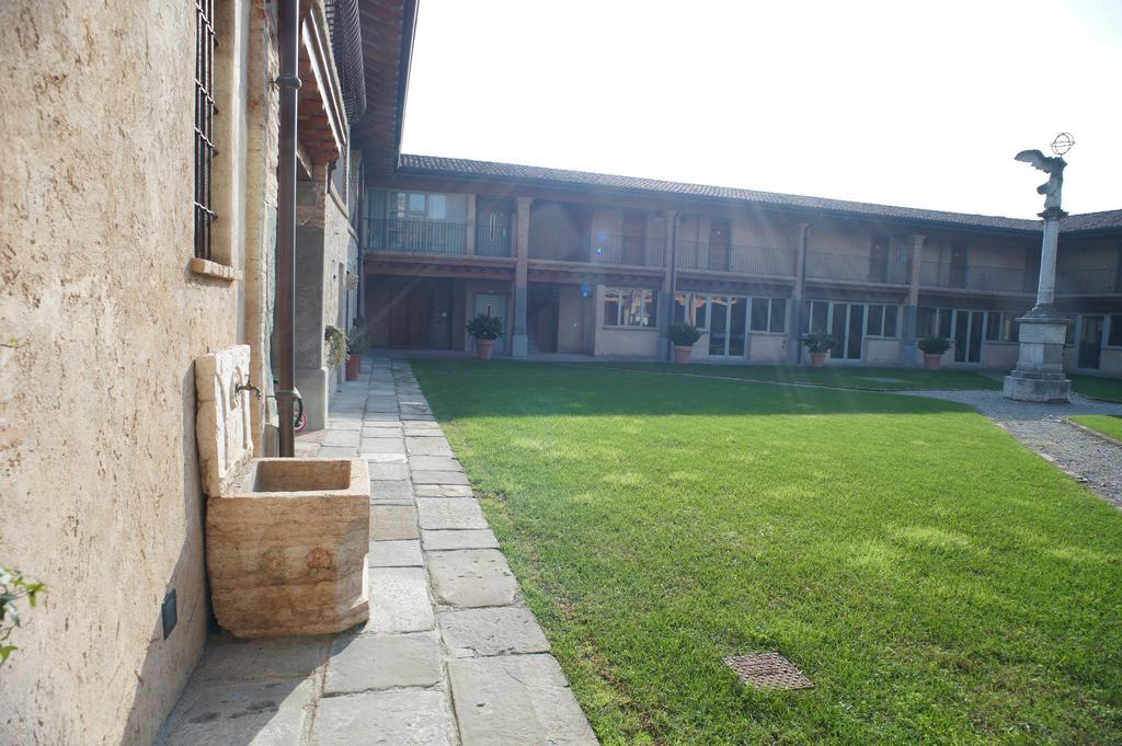 Corte Breda, Agriturismo Bed&Breakfast Chiari Exteriér fotografie